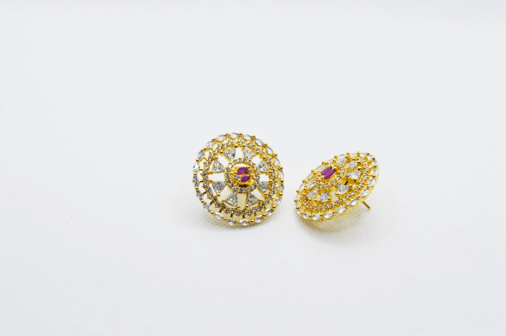 Best Price Ad Golden Studs with Rubi Stones